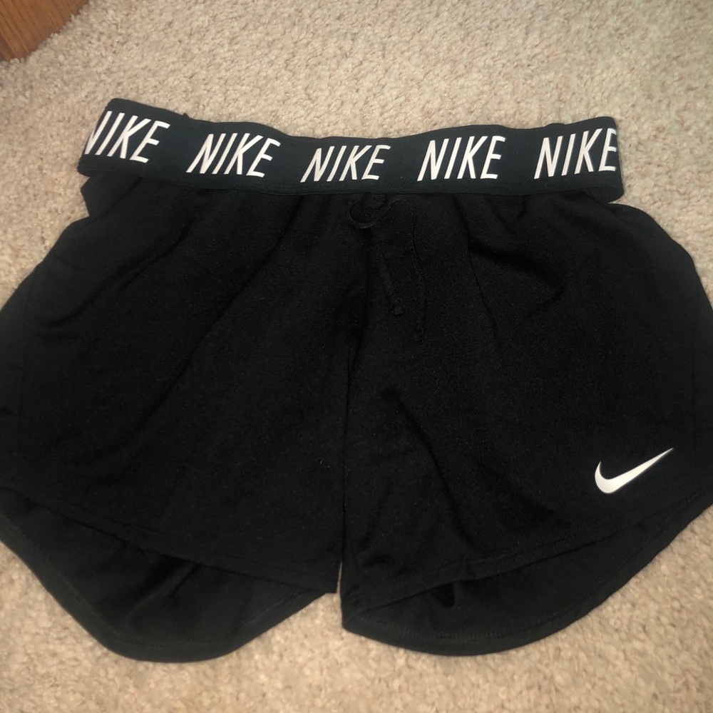 Nike shorts - Black